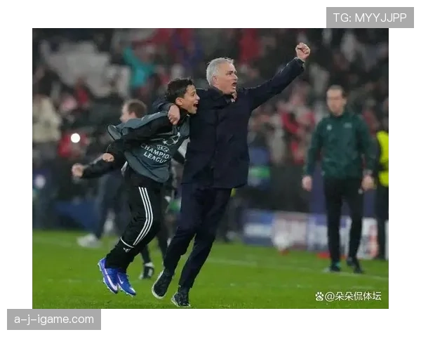 穆里尼奥巧用空间战术激活球队潜能，战术革新引领赛场新风向