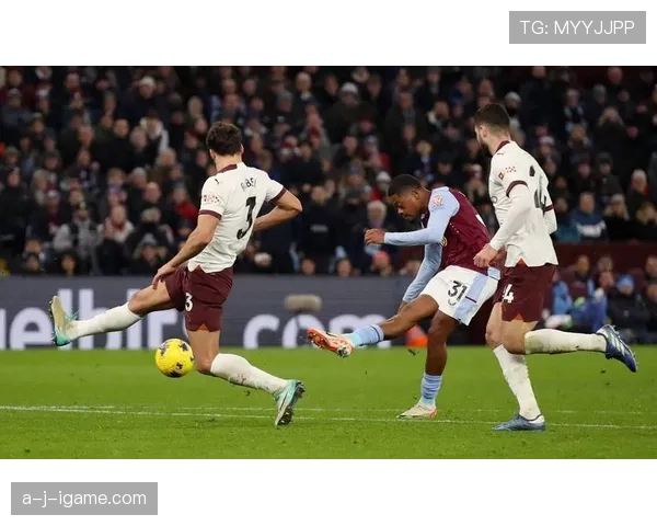 哈维·巴恩斯在英超赛季中表现稳定，期待进一步展现新星风采。