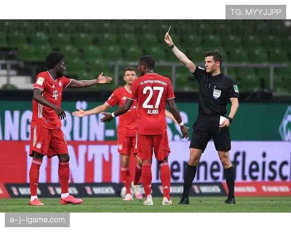 戴维斯职业态度获赞：训练投入比赛专注，持续展现高水平职业素养